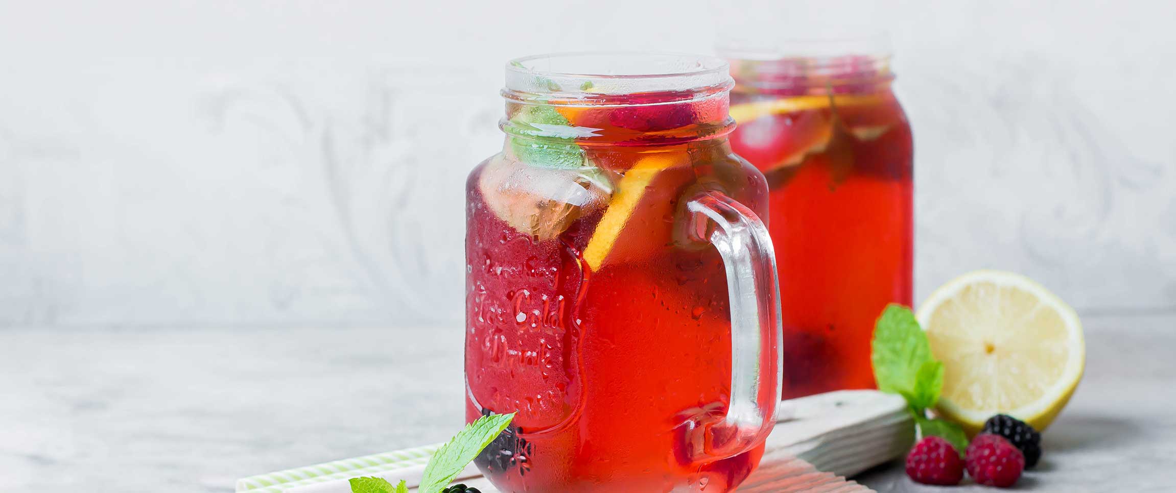 Cranberry Lemonade in Mugs