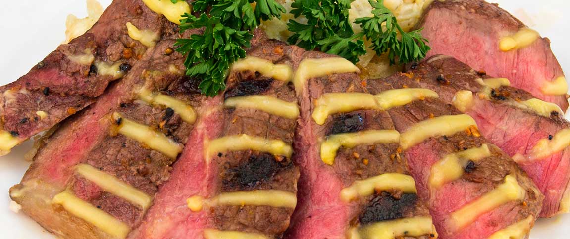 Steak with Hollandaise Sauce Drizzle